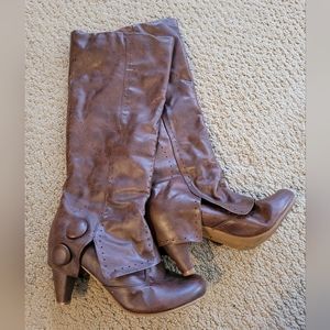 Not Rated brown boots